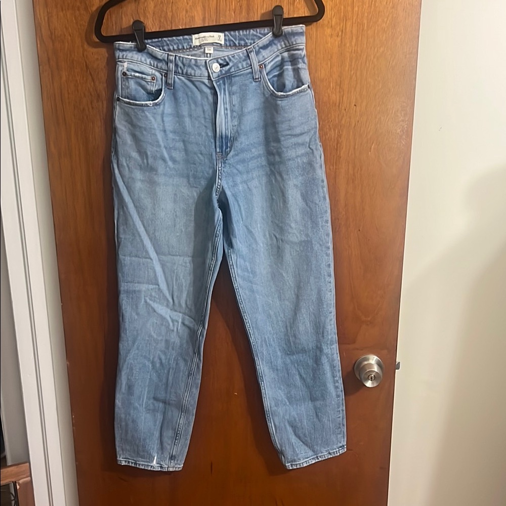 Abercrombie & Fitch the mom high rise curve love